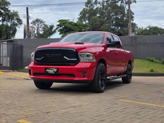 RAM CLASSIC 5.7 V8 GASOLINA LARAMIE CD 4X4 AUTOMÁTICO RAM CLASSIC 5.7 V8 GASOLINA LARAMIE CD 4X4 AUTOMÁTICO